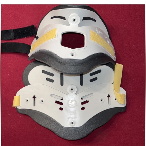 NECLOC Cervical Support Extrication Collar Adult S NL-300E Jerome cervical spine - Picture 1 of 14